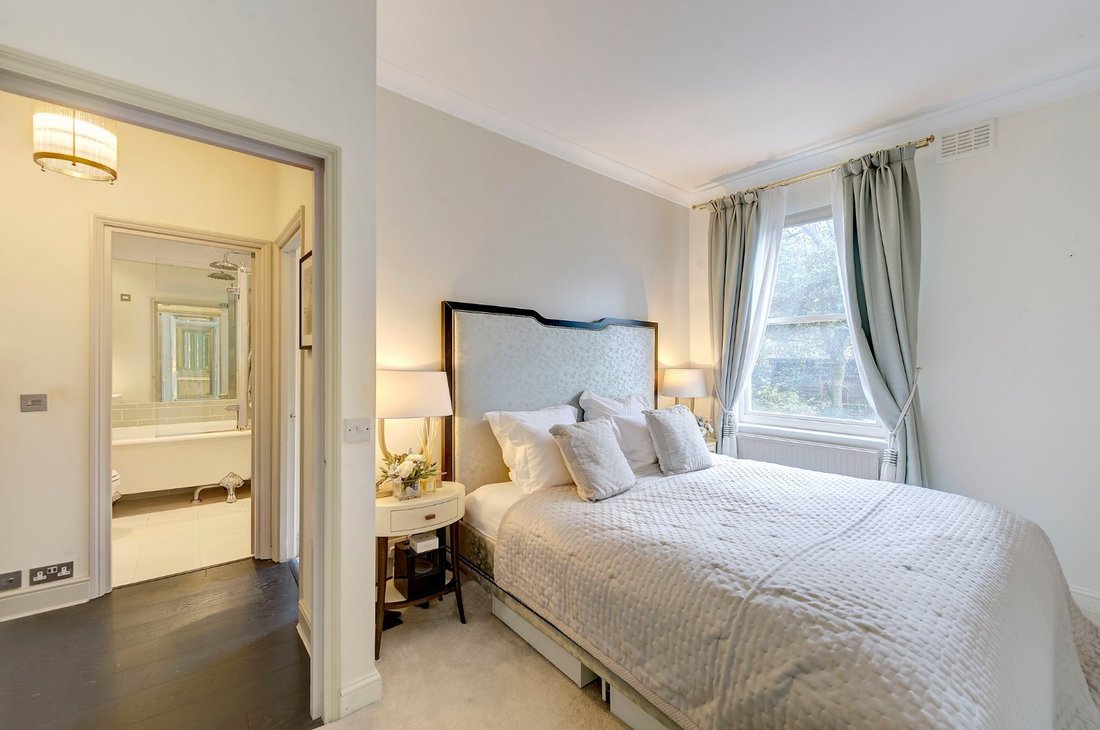 Apartment in The Boltons, Kensington And Chelsea, England 4 - 17905057