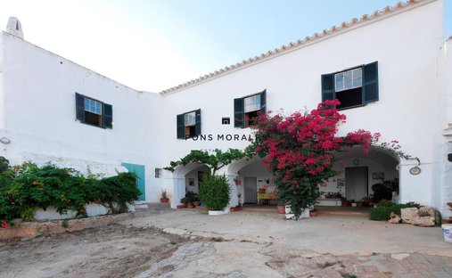 Finca in Ciutadella de Menorca, Balearic Islands, Spain 1
