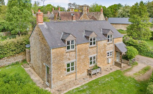 House in Little Tew, England 1