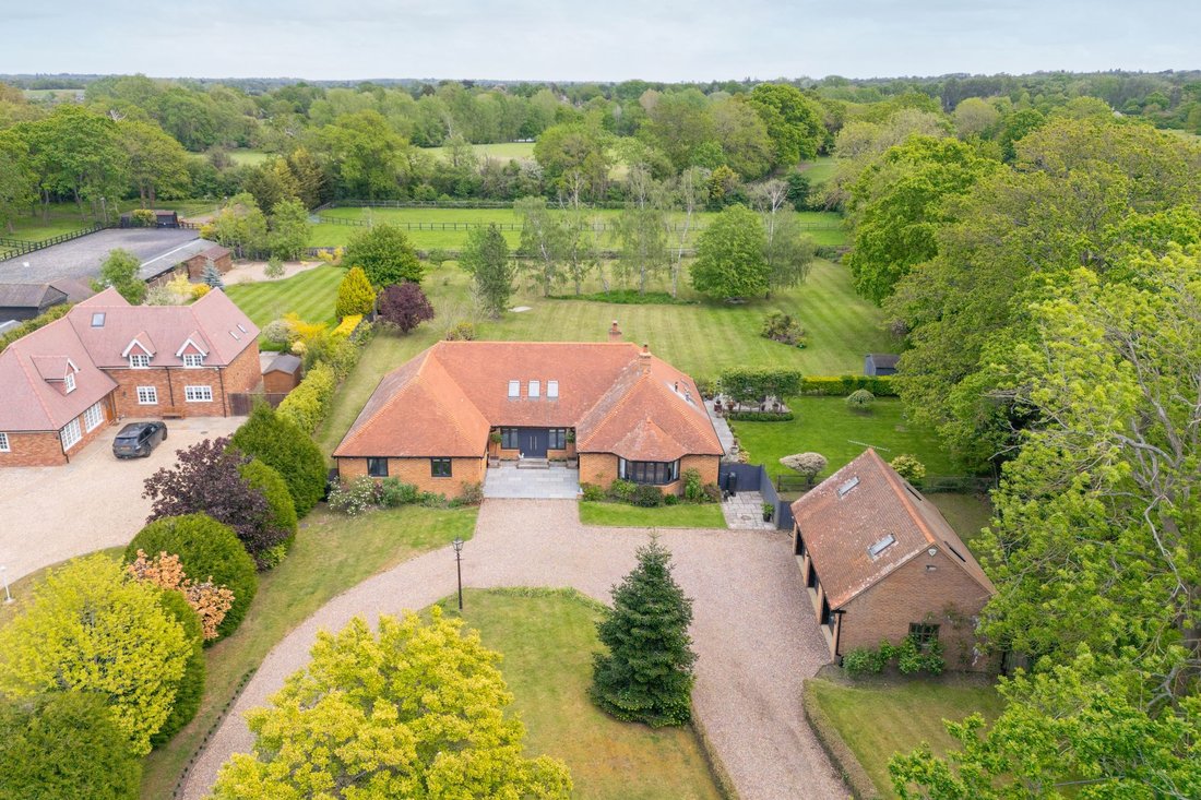 House in Newell Green, Warfield, England 1 - 17904563