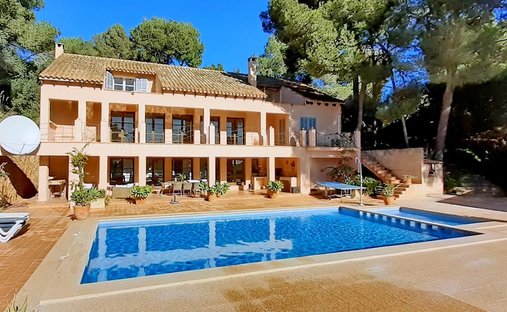 Finca in Santanyi, Balearic Islands, Spain 1