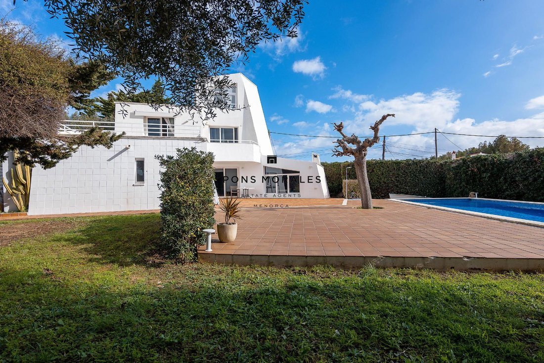 Chalet in es Castell, Balearic Islands, Spain 2 - 17904824