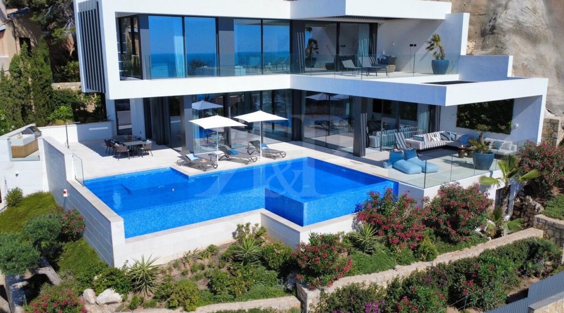 Villa in Port d'Andratx, Andratx, Balearic Islands 1 - 17904485