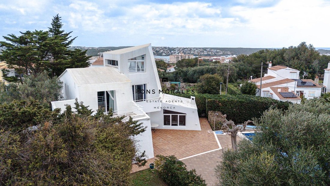 Chalet in es Castell, Balearic Islands, Spain 1 - 17904824