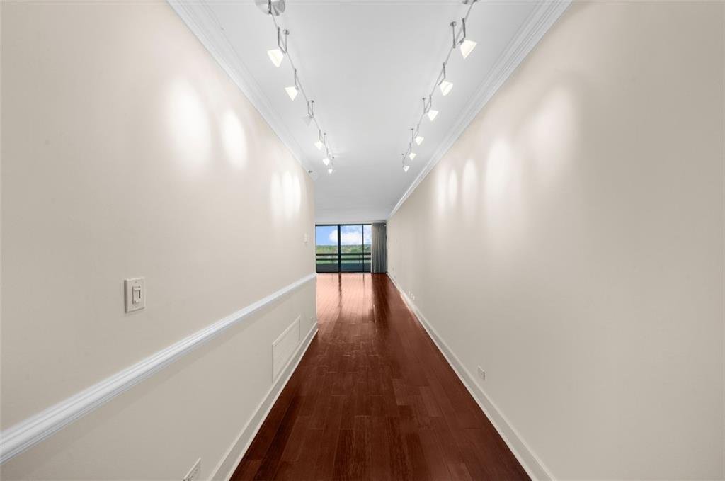 Condo in Atlanta, Georgia, United States 4 - 17529053