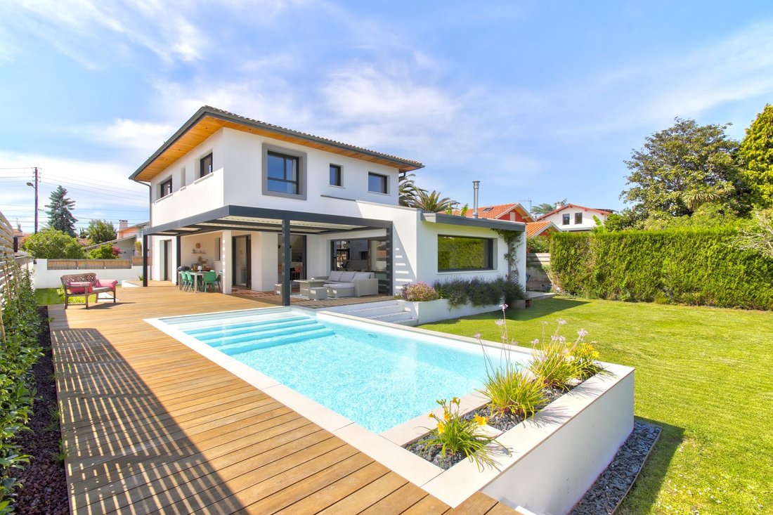 House in Anglet, Nouvelle-Aquitaine, France 1 - 17912299
