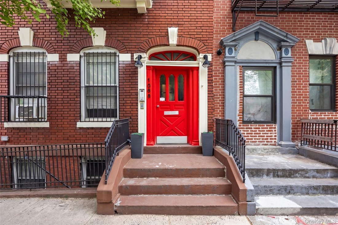 House in New York, New York, United States 3 - 17905370
