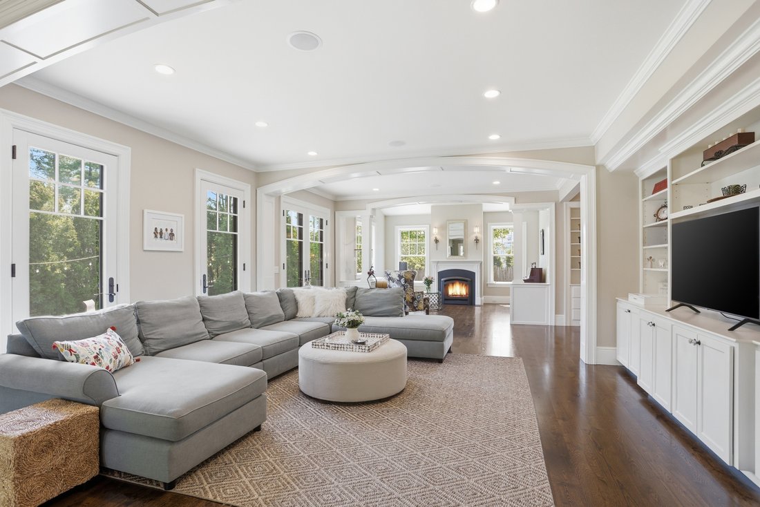 House in Bedford, Massachusetts, United States 3 - 17906463