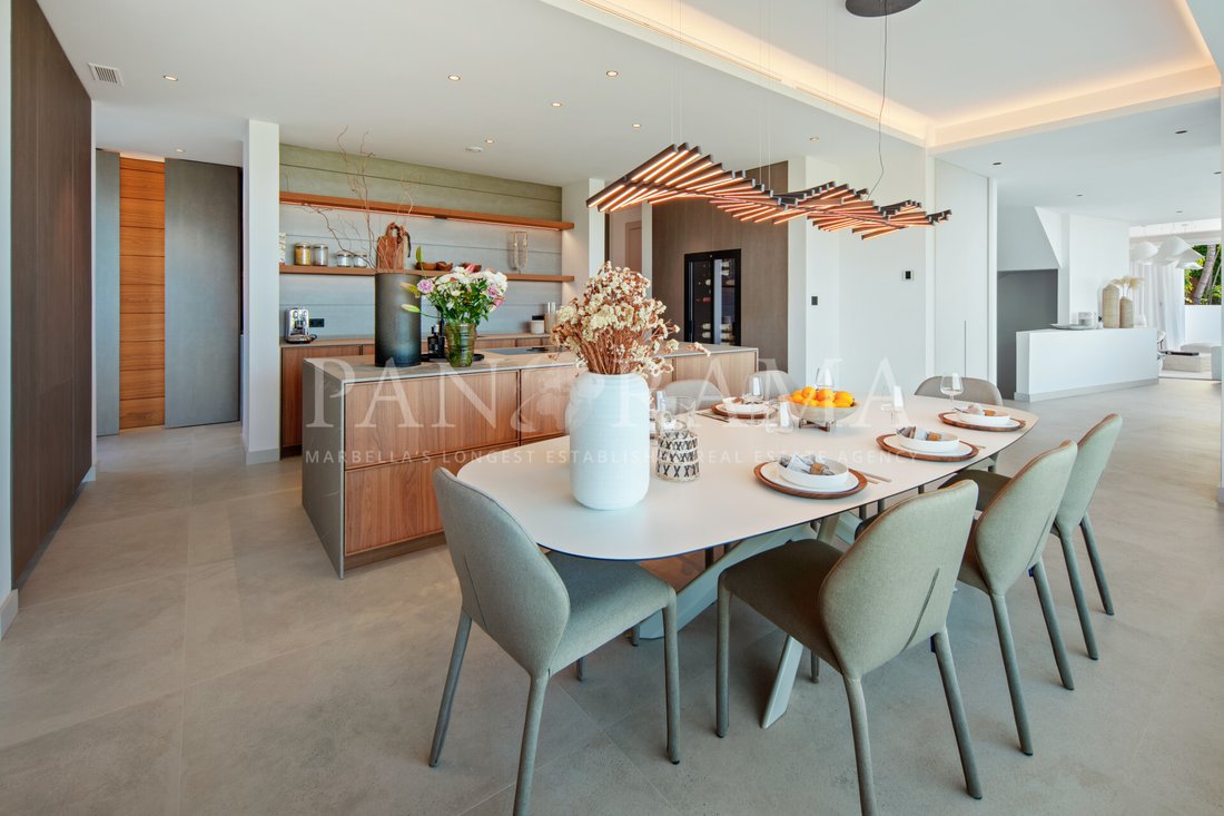 Villa in Marbella, Andalusia, Spain 5 - 17907899
