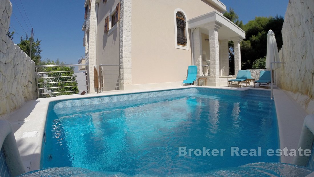 Villa in Okrug Gornji, Split-Dalmatia County, Croatia 2 - 17858678