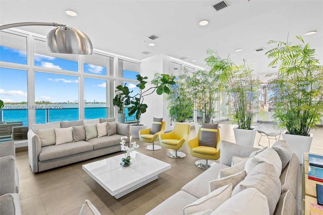 Condo in Miami, Florida, United States 3 - 17909854