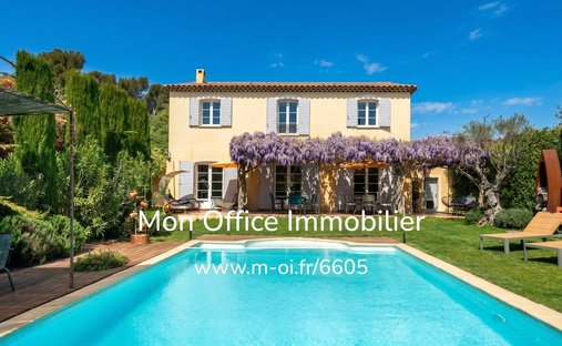 Villa a Bouc-Bel-Air, Provenza-Alpi-Costa Azzurra, Francia 1