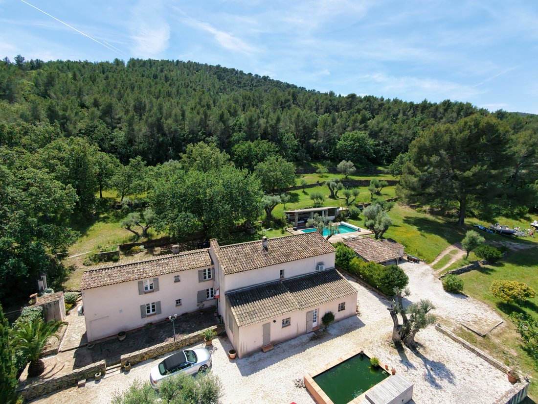 House in Hyeres, Provence-Alpes-Côte d'Azur, France 2 - 17910075