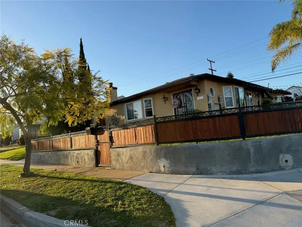 House in Monterey Park, California, United States 1 - 17421528