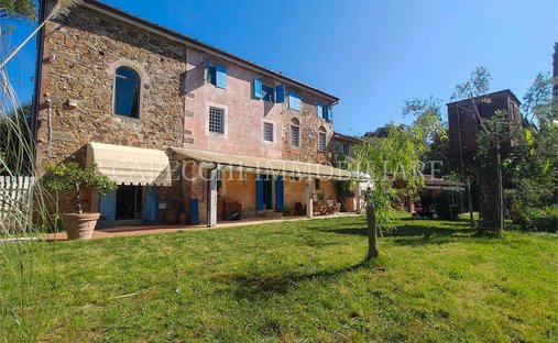 Finca en Massa e Cozzile, Toscana, Italia 1