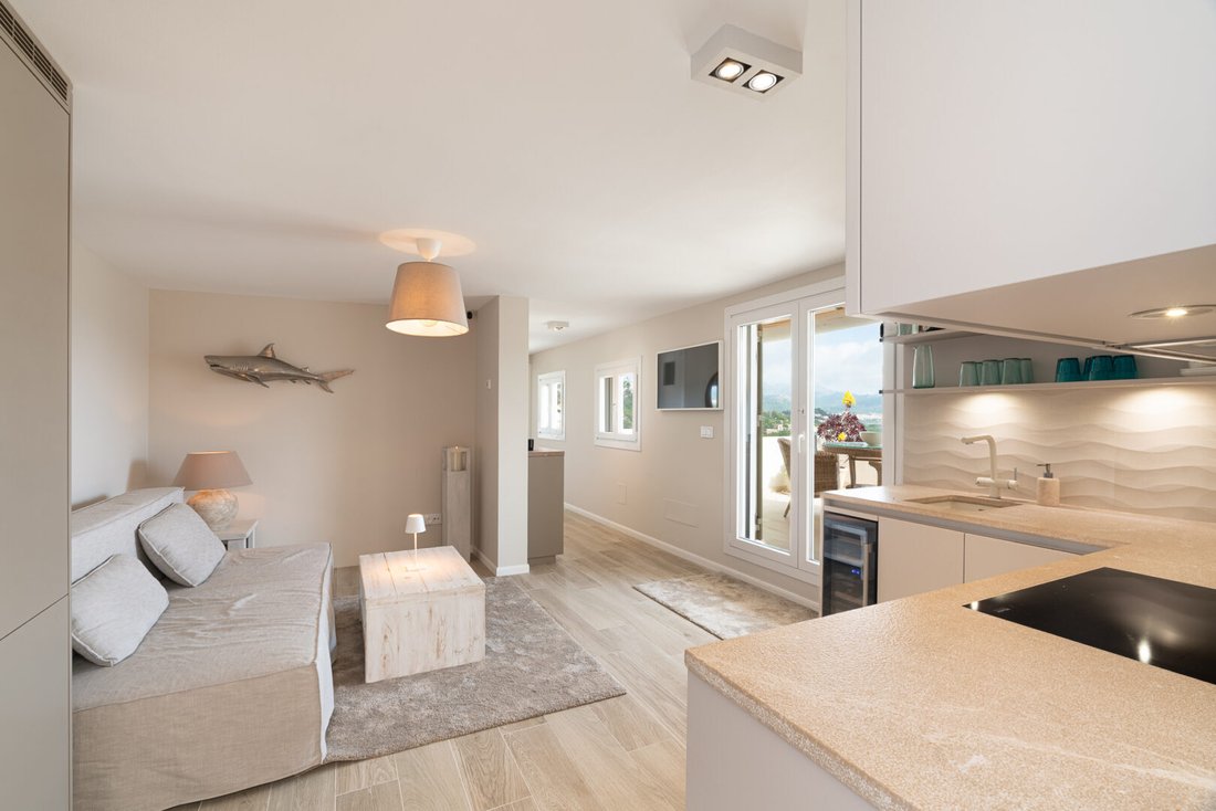 Apartment in Port d'Andratx, Andratx, Balearic Islands 2 - 17910272
