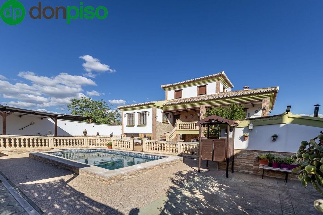 Villa in Albolote, Andalusia, Spain 1 - 17910987