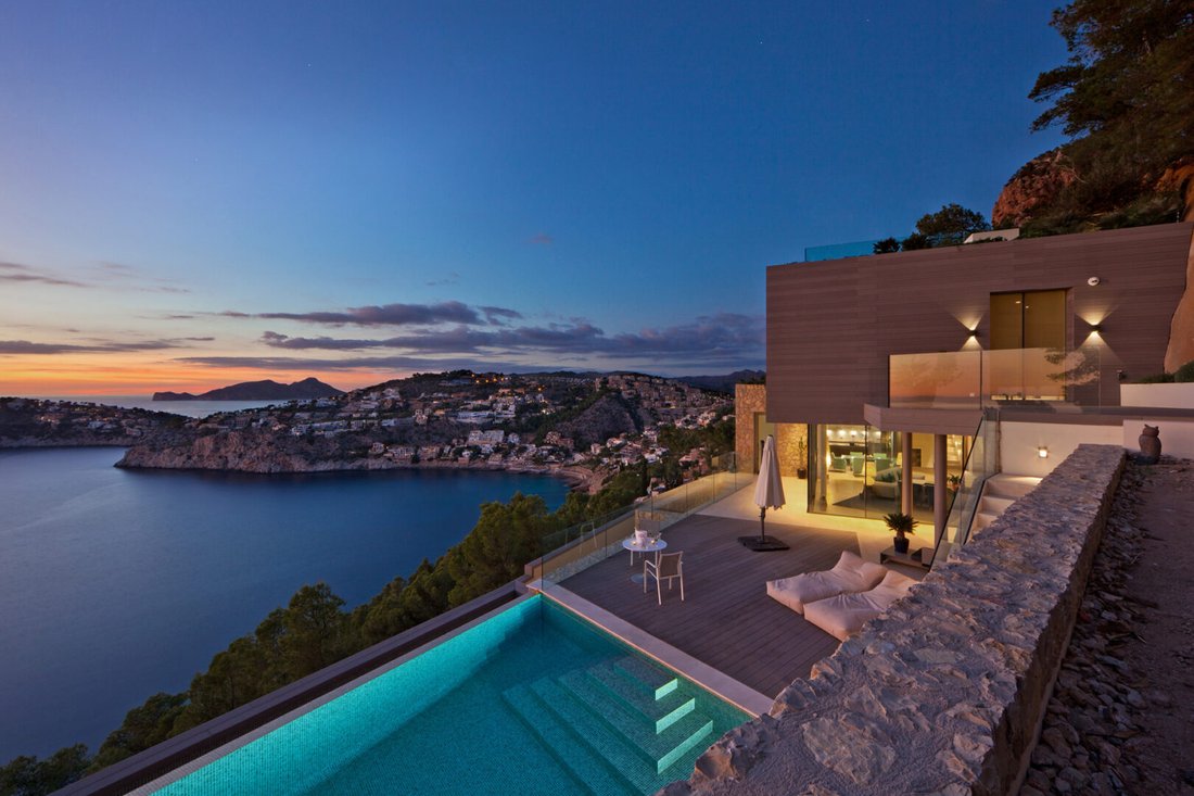 Villa in Port d'Andratx, Andratx, Balearic Islands 1 - 17909671