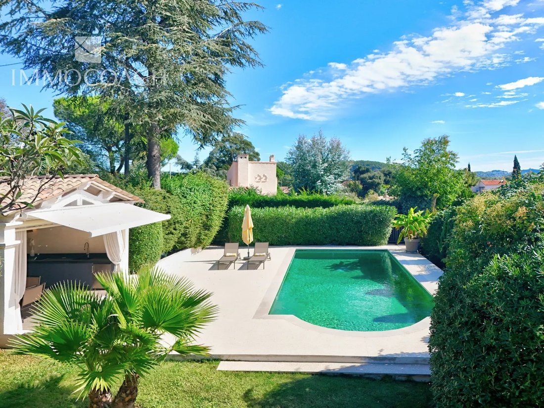 Villa in Cannes, Provence-Alpes-Côte d'Azur, France 2 - 17062196