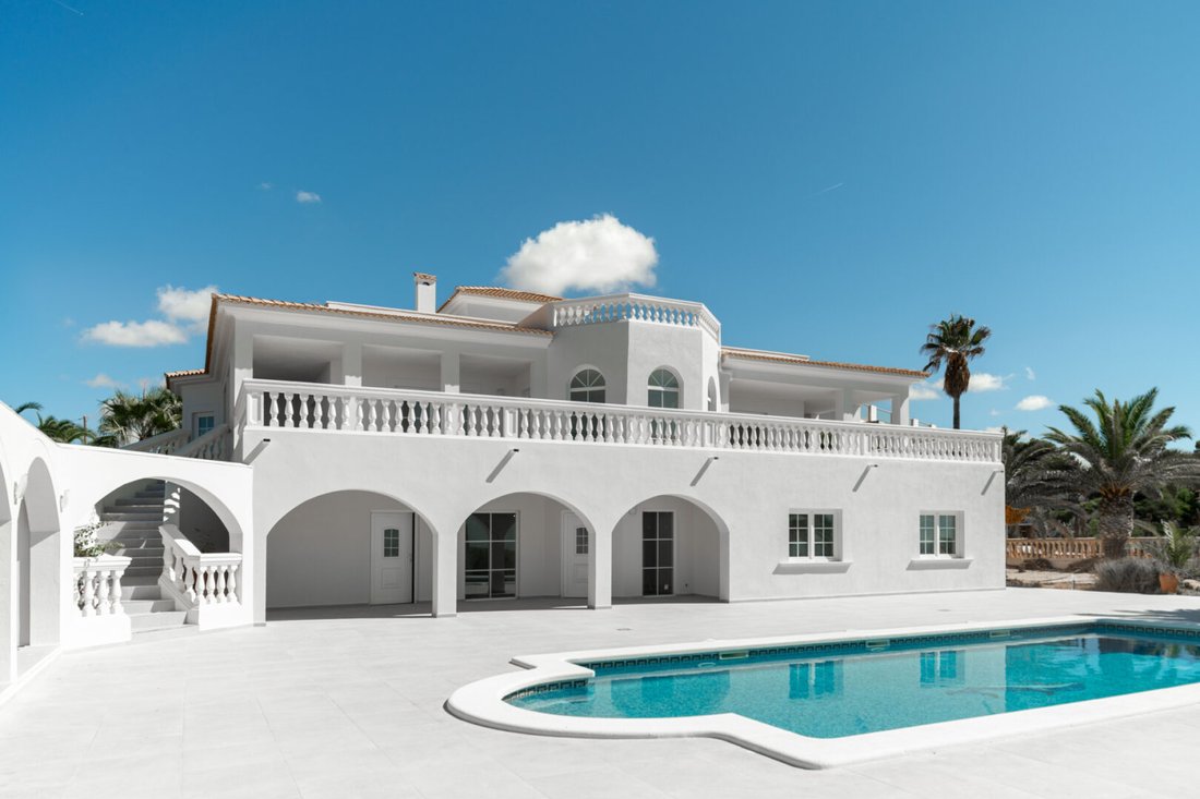 Villa in Llucmajor, Balearic Islands, Spain 1 - 17910094