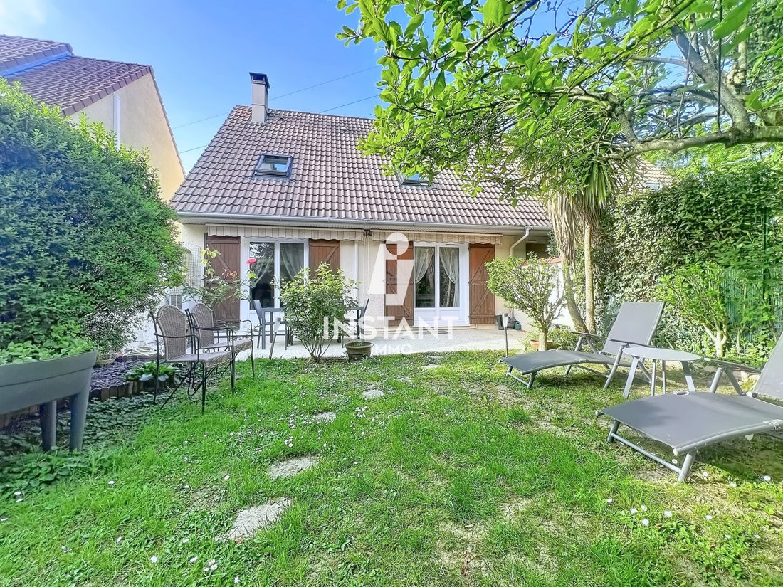 Casa a La Prevote, Thiais, Francia 1 - 17912381