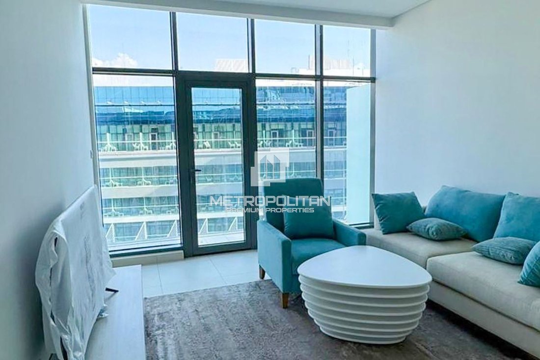 Apartment in Palm Jumeirah, Dubai, United Arab Emirates 2 - 17908212