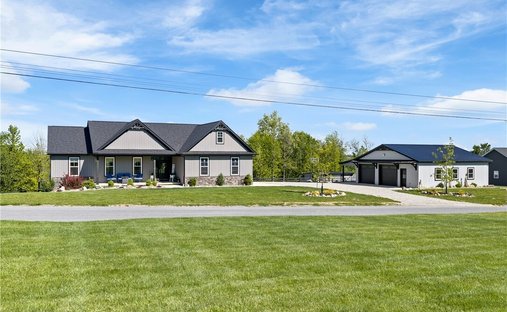 House in Barnesville, Ohio, United States 1