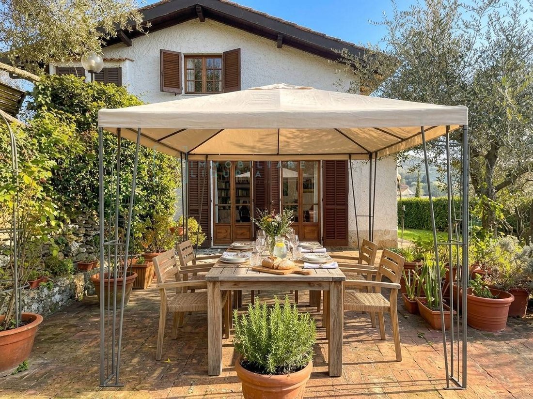 Villa in Garlenda, Liguria, Italy 1 - 17447796