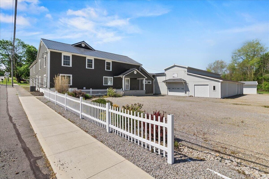 House in De Graff, Ohio, United States 4 - 17909289