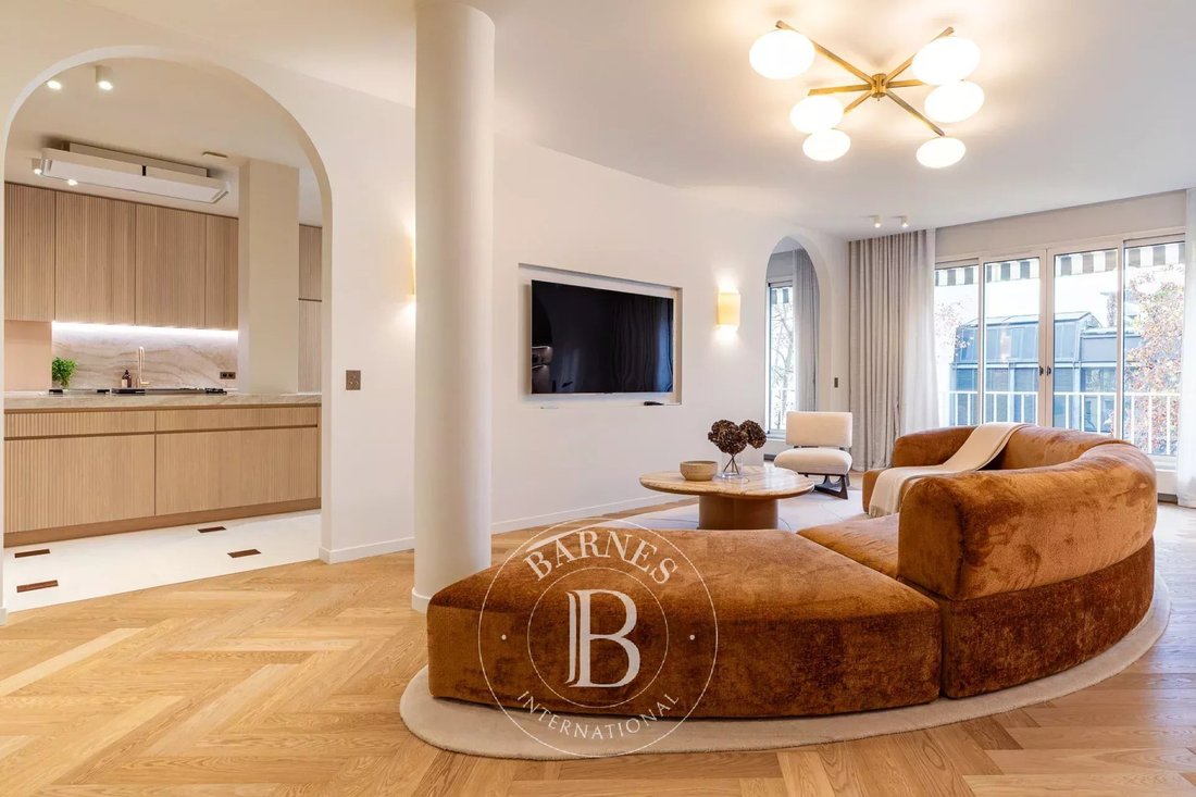 Apartment in Porte Dauphine, Paris 16e Arrondissement, Paris 1 - 17905264