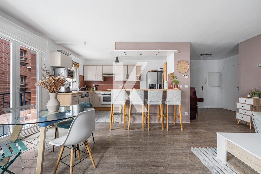 Apartment in Bois-Colombes, Ile-de-France, France 5 - 17912481