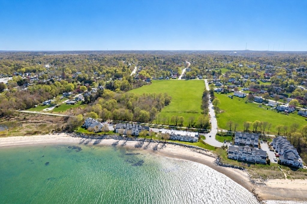 Condo in Plymouth, Massachusetts, United States 1 - 17911429