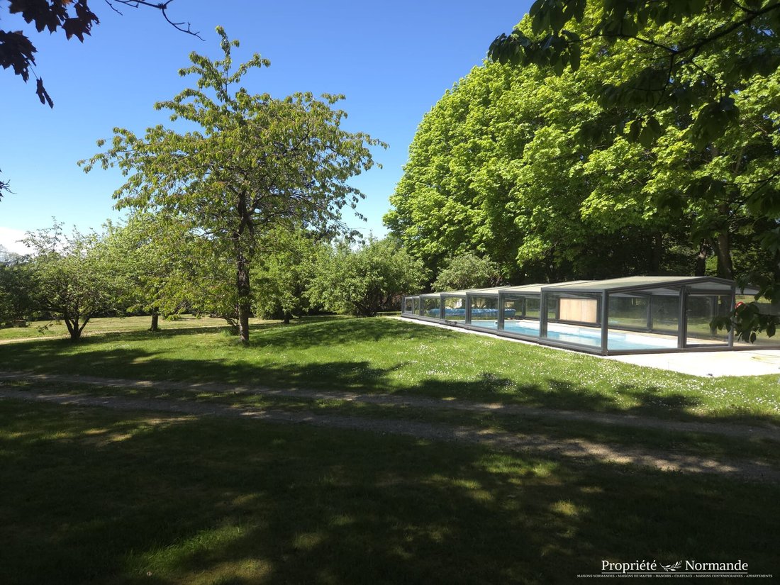 Estate in Les Monts du Roumois, Normandy, France 2 - 17912399