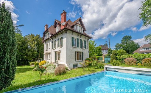 House in Chateau de Vaucresson, Vaucresson, France 1
