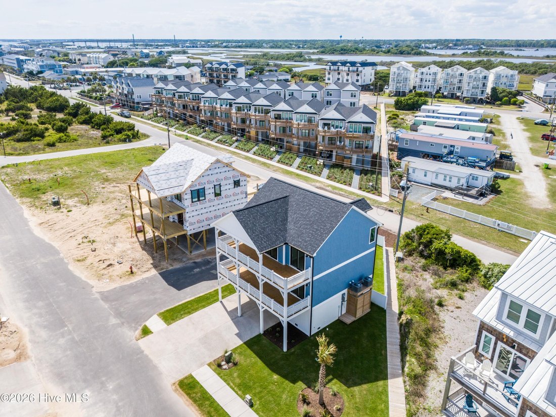 House in Surf City, North Carolina, United States 5 - 17892291