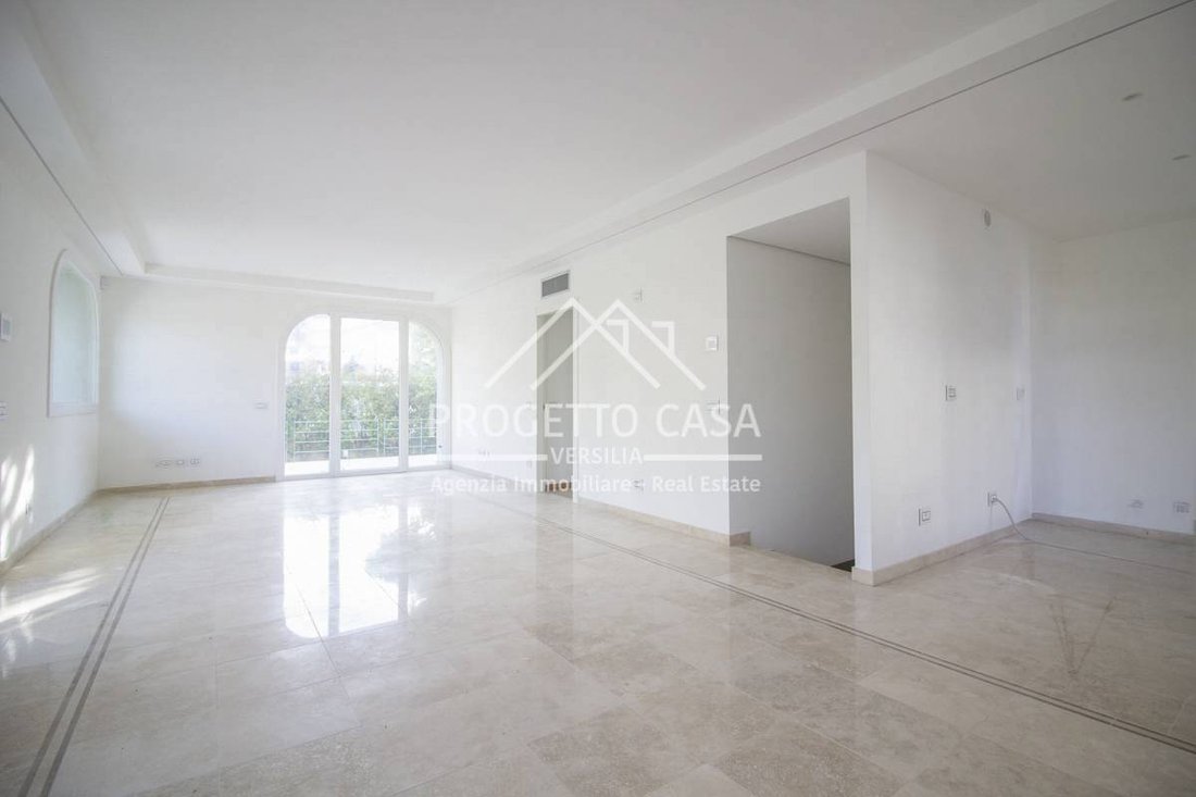 Apartment in Viareggio, Tuscany, Italy 2 - 17911906