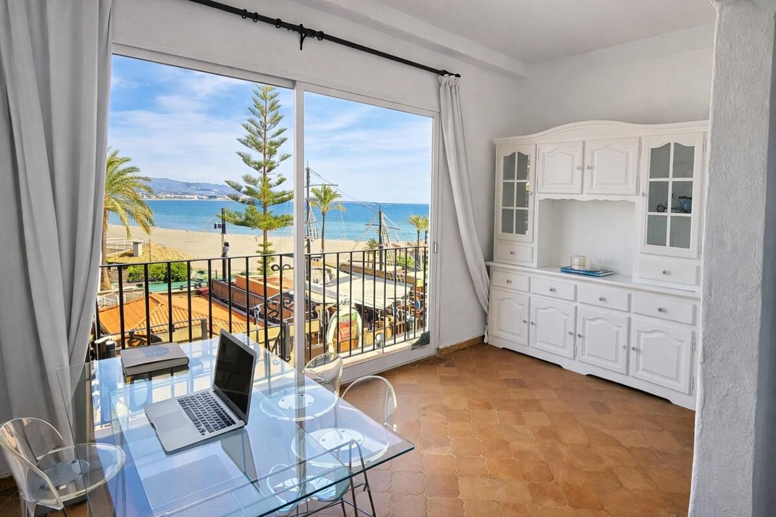 Apartment in Puerto Banus, Marbella, Spain 1 - 16661482