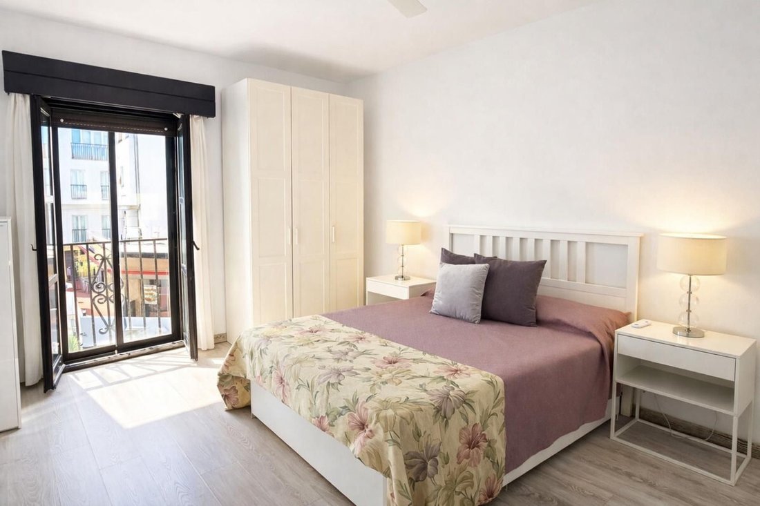 Apartment in Puerto Banus, Marbella, Spain 3 - 16661482