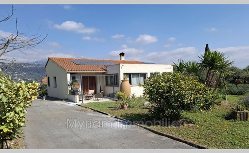 Villa in Nord, Peymeinade, France 1