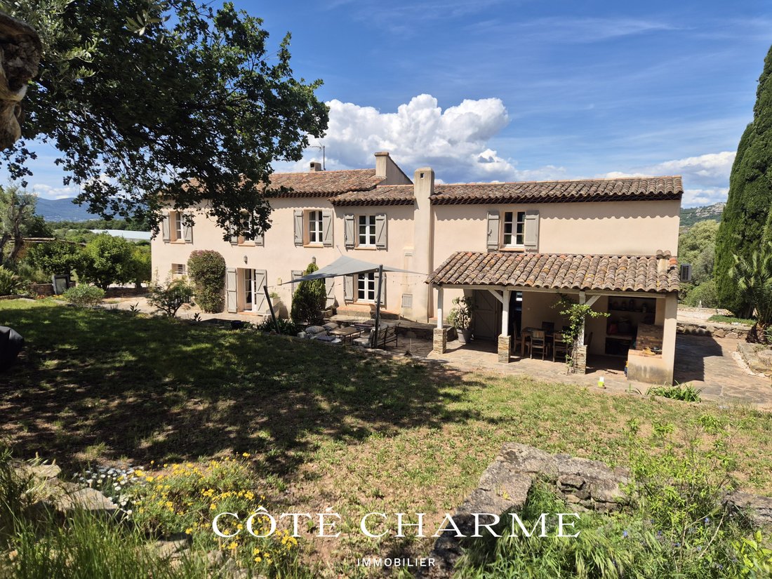 House in Hyeres, Provence-Alpes-Côte d'Azur, France 3 - 17910075