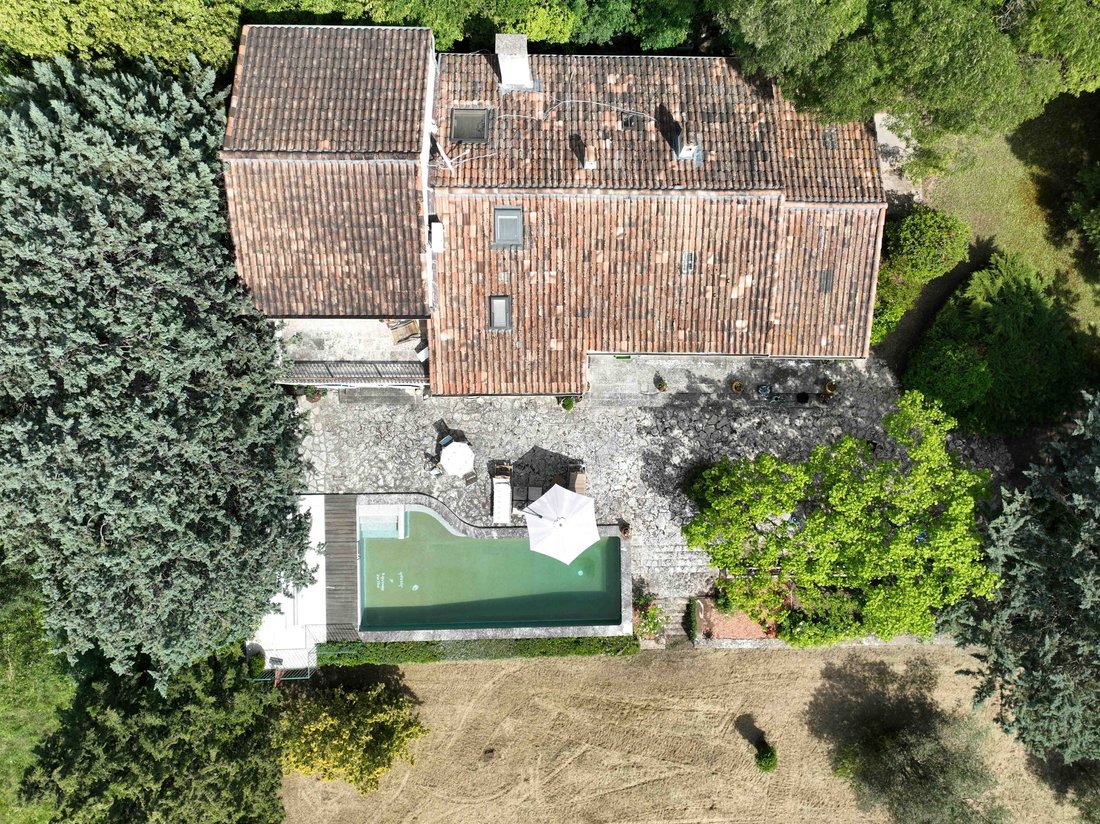 House in Fontaine-de-Vaucluse, Provence-Alpes-Côte d'Azur, France 2 - 17910820