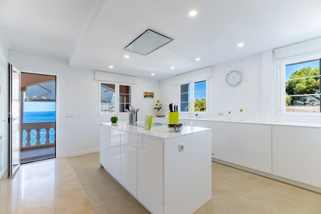 Villa in Camp de Mar, Mallorca, Andratx, Balearic Islands 5 - 17909964