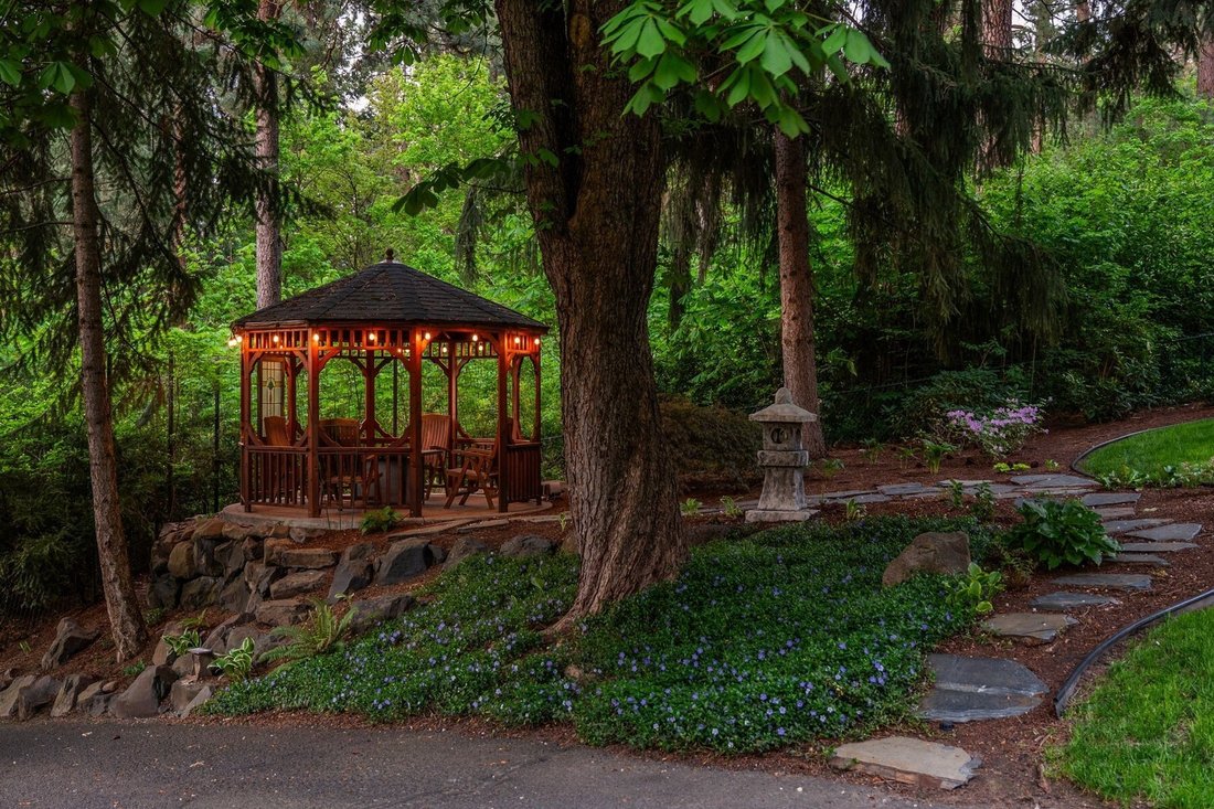 House in Spokane, Washington, United States 4 - 17908629