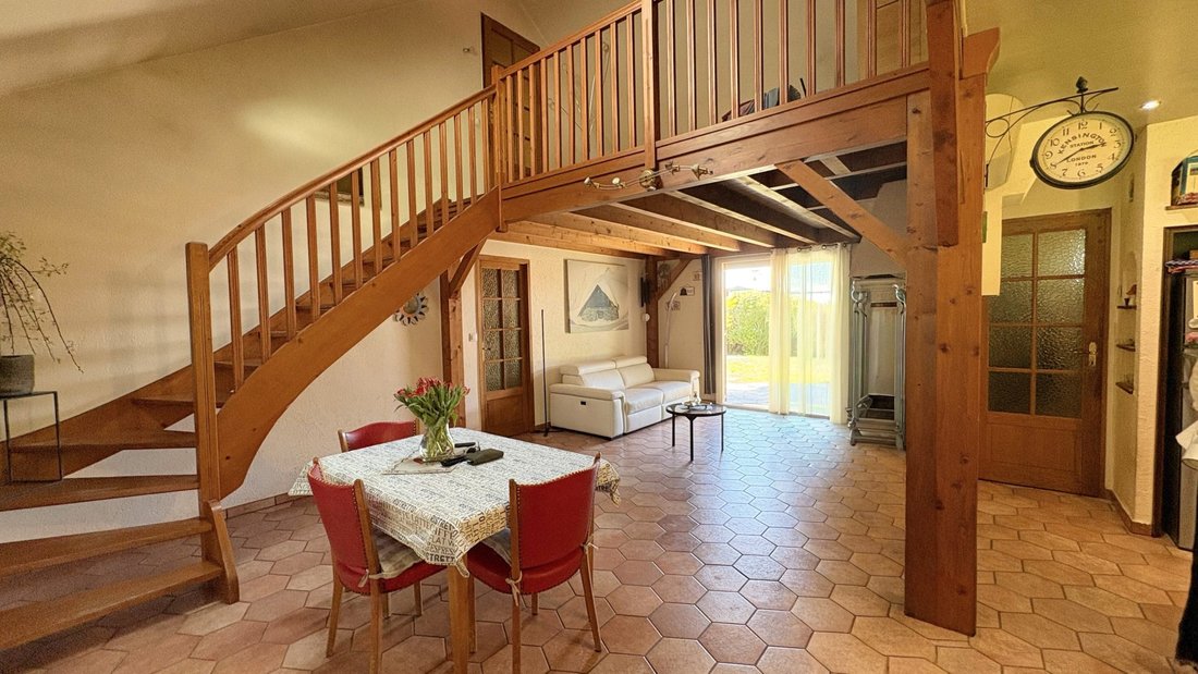 House in Arthaz-Pont-Notre-Dame, Auvergne-Rhône-Alpes, France 2 - 17912570