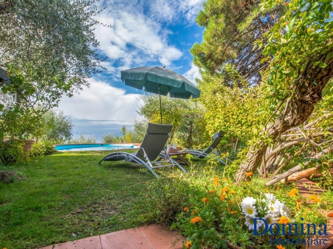 Villa in Center, Massa, Italy 3 - 17909653