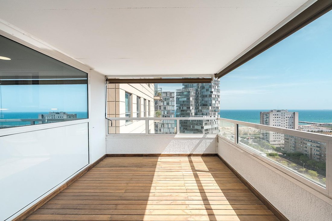 Apartment in Sant Martí, Barcelona, Spain 3 - 17905320