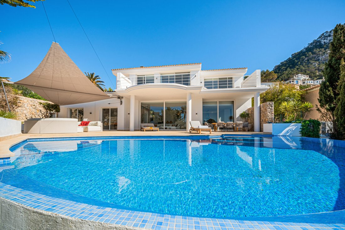 Villa in Port d'Andratx, Andratx, Balearic Islands 1 - 17910038