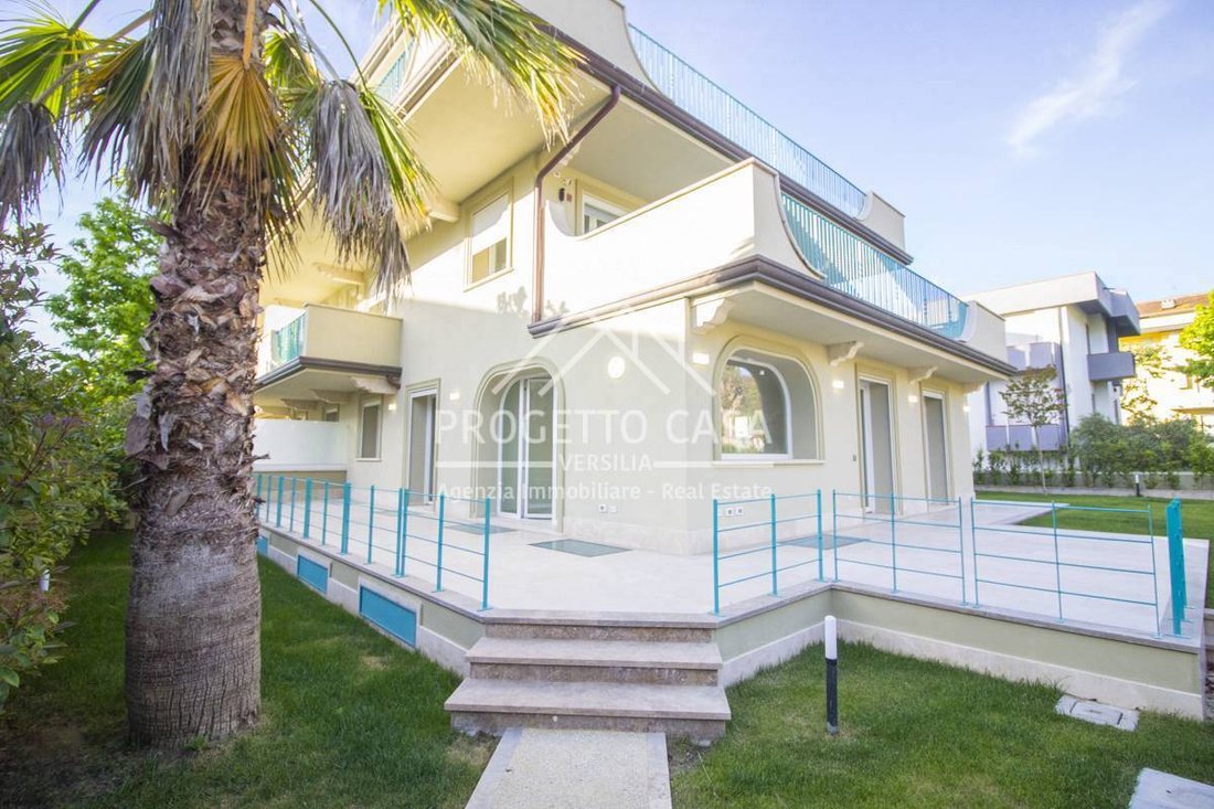 Apartment in Viareggio, Tuscany, Italy 1 - 17911906