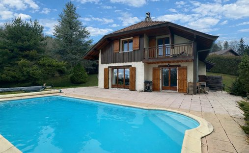 House in Groisy, Auvergne-Rhône-Alpes, France 1