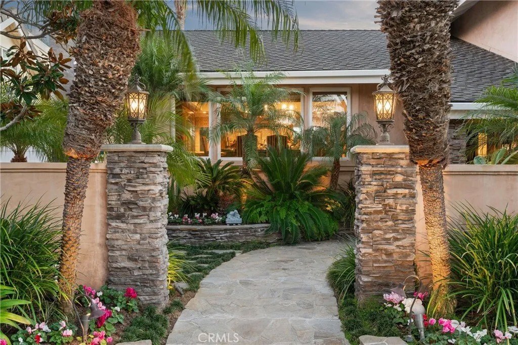 House in Costa Mesa, California, United States 2 - 17342211